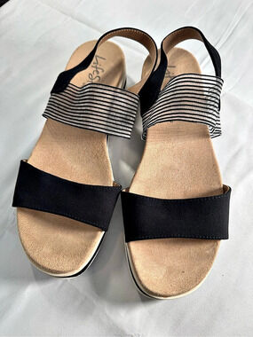 LifeStride Zing Wedge Sandal Black & Tan